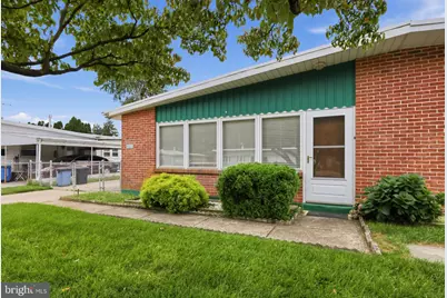 9325 Trout Road, Philadelphia, PA 19115 - Photo 3