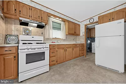 9325 Trout Road, Philadelphia, PA 19115 - Photo 13