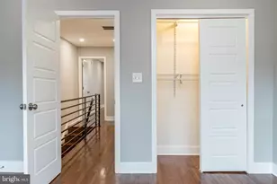 1039 Tree St, Philadelphia, PA 19148 - Photo 23
