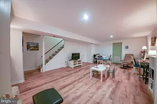 7923 Ridge Ave, Philadelphia, PA 19128 - Photo 15