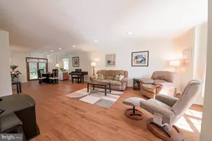 7923 Ridge Ave, Philadelphia, PA 19128 - Photo 3
