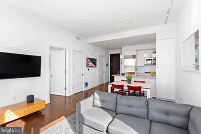 210 S 25th Street #905, Philadelphia, PA 19103 - Photo 11