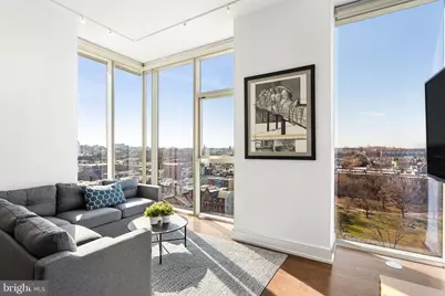 210 S 25th Street #905, Philadelphia, PA 19103 - Photo 13