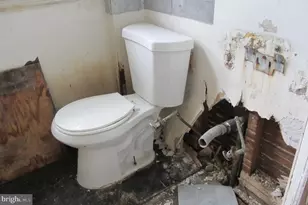 1545 Dyre St, Philadelphia, PA 19124 - Photo 15