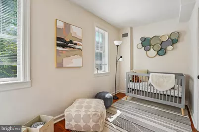 2045 Waverly Street, Philadelphia, PA 19146 - Photo 15