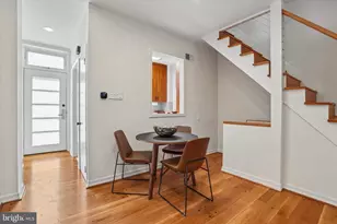 2045 Waverly St, Philadelphia, PA 19146 - Photo 9