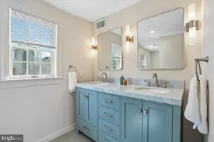 2045 Waverly St, Philadelphia, PA 19146 - Photo 19