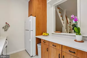 2045 Waverly St, Philadelphia, PA 19146 - Photo 13