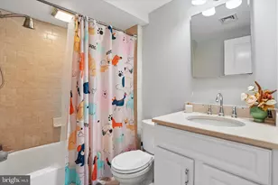 1019 Annin St, Philadelphia, PA 19147 - Photo 25