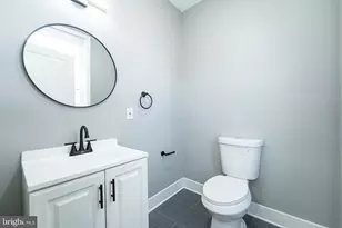 4728 Rosehill, Philadelphia, PA 19120 - Photo 27