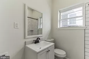 18 Sharpnack St, Philadelphia, PA 19119 - Photo 15