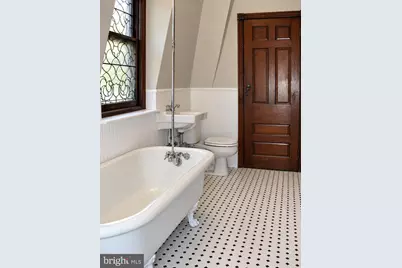 825 S 49th Street, Philadelphia, PA 19143 - Photo 35