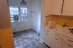 2627 S 73rd St, Philadelphia, PA 19153 - Photo 9