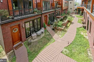 1247 E Columbia Ave E, Philadelphia, PA 19125 - Photo 31