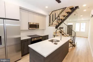 1544 N Darien St, Philadelphia, PA 19122 - Photo 1