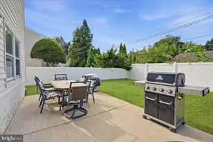 9703 Jeanes St, Philadelphia, PA 19115 - Photo 31