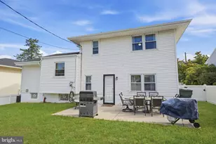 9703 Jeanes St, Philadelphia, PA 19115 - Photo 33