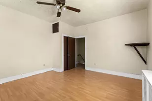 2053 S Cleveland St, Philadelphia, PA 19145 - Photo 17
