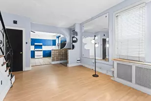 2053 S Cleveland St, Philadelphia, PA 19145 - Photo 9