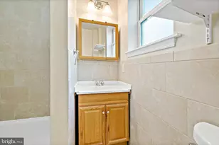 1942 Wolf St, Philadelphia, PA 19145 - Photo 19