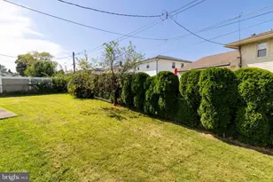 9736 Portis Rd, Philadelphia, PA 19115 - Photo 25