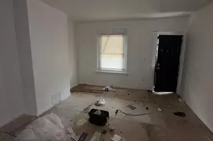6429 Glenmore Ave, Philadelphia, PA 19142 - Photo 5
