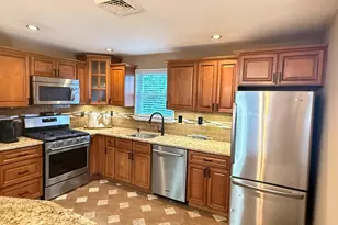 9319 Marsden St, Philadelphia, PA 19114 - Photo 15