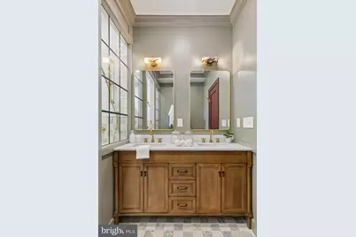 1706 Christian, Philadelphia, PA 19146 - Photo 23