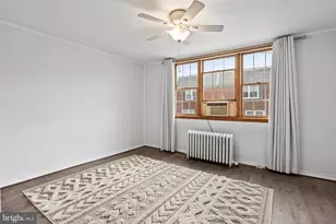 2920 S Carlisle St, Philadelphia, PA 19145 - Photo 11