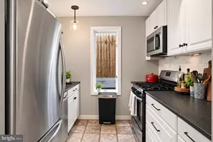 2425 Perot St, Philadelphia, PA 19130 - Photo 27