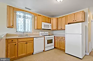 1942 Wolf St, Philadelphia, PA 19145 - Photo 5