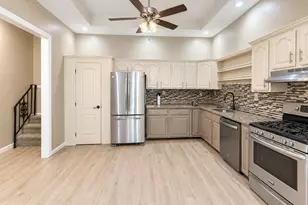 871 N 5th St, Philadelphia, PA 19123 - Photo 5