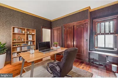 2217 Locust Street, Philadelphia, PA 19103 - Photo 5