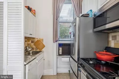 2217 Locust Street, Philadelphia, PA 19103 - Photo 15