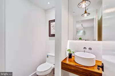 233 Chestnut Street #4, Philadelphia, PA 19106 - Photo 11