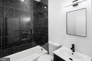 2236 Moore St, Philadelphia, PA 19145 - Photo 9