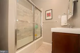 2615 Folsom St, Philadelphia, PA 19130 - Photo 19