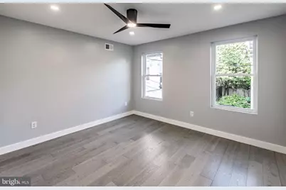 1346 N Myrtlewood Street, Philadelphia, PA 19121 - Photo 11