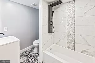 1346 N Myrtlewood St, Philadelphia, PA 19121 - Photo 13