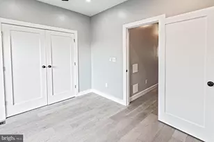 1346 N Myrtlewood St, Philadelphia, PA 19121 - Photo 15