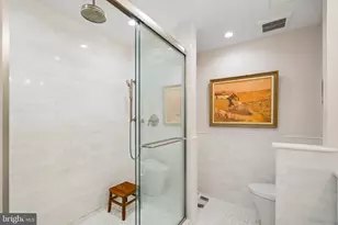 202 W Rittenhouse Square, Philadelphia, PA 19103 - Photo 27
