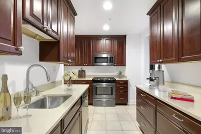 222 W Rittenhouse Square #702, Philadelphia, PA 19103 - Photo 3