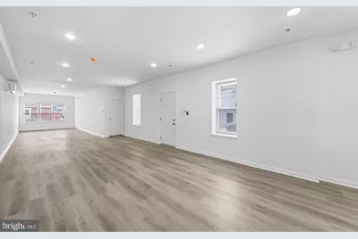 700 N 42nd Street, Philadelphia, PA 19104 - Photo 9