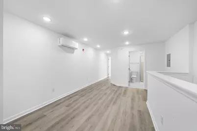 700 N 42nd Street, Philadelphia, PA 19104 - Photo 29