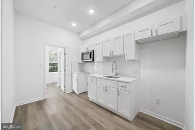 700 N 42nd Street, Philadelphia, PA 19104 - Photo 17