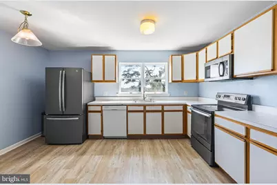 250 Lauriston Street #UNIT B, Philadelphia, PA 19128 - Photo 13