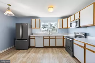 250 Lauriston St, Philadelphia, PA 19128 - Photo 13