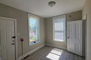 637 N 32nd St, Philadelphia, PA 19104 - Photo 11