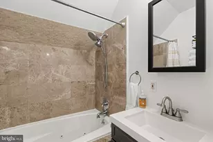 1219 N Randolph St, Philadelphia, PA 19122 - Photo 27