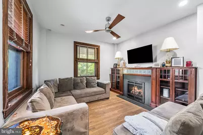 35 E Gravers Lane, Philadelphia, PA 19118 - Photo 3